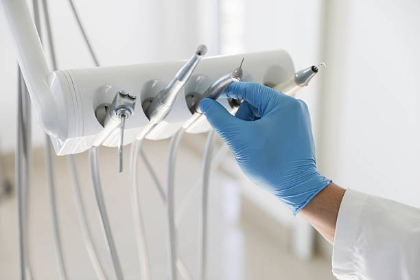 Professional Emergency Dentist technician working in Ellerslie, GA